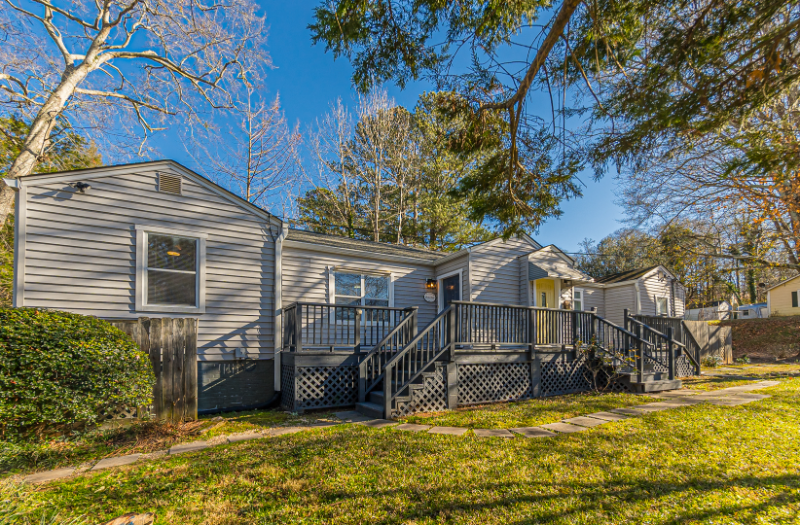 160 Adams St #A - Photo 2 of 15