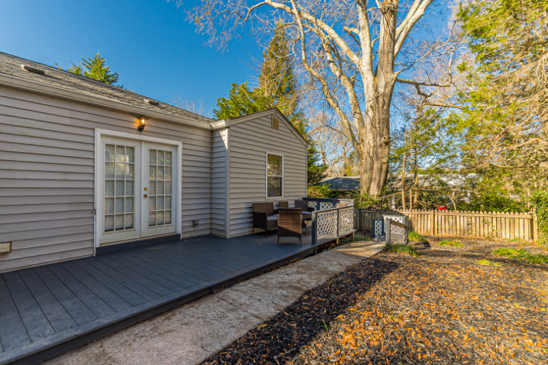 160 Adams St #A - Photo 5 of 15