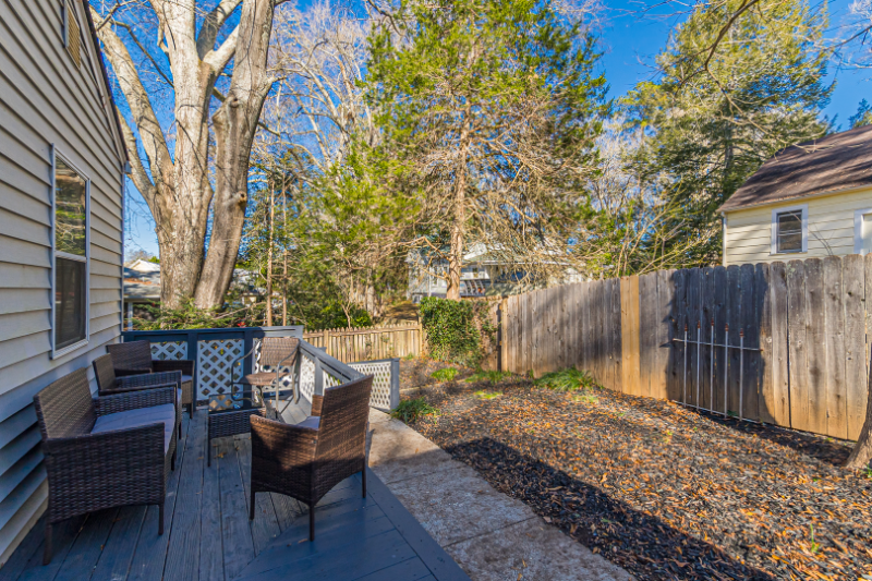 160 Adams St #A - Photo 6 of 15