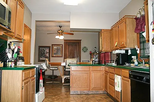 300 E 5th St - Photo 7 of 16