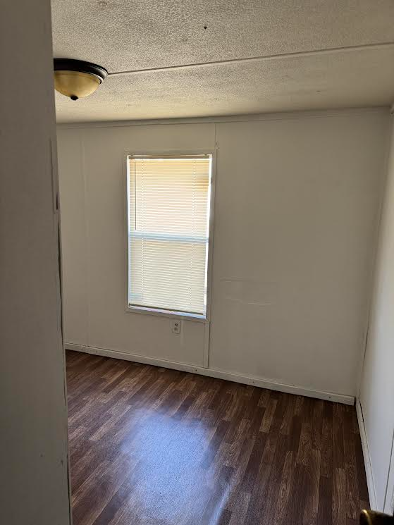 906 Craven Ln - Photo 5 of 13