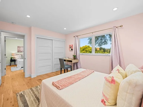 627 E Angela St - Photo 3 of 20