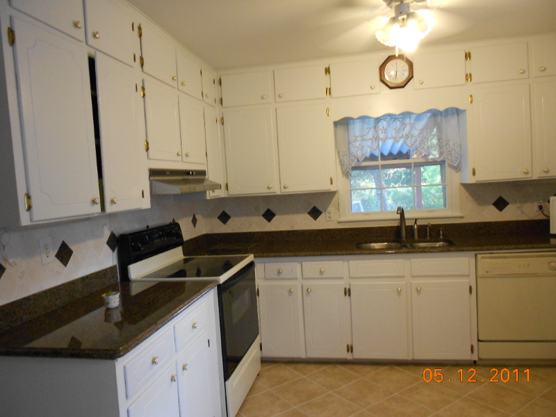 2320 Mountain Oaks Ln - Photo 2 of 3