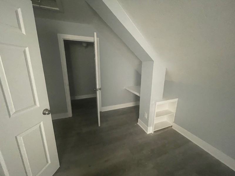 3718 S 18th St - Photo 3 of 6