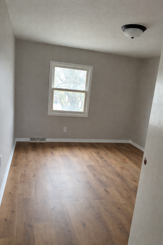 4740 Burleigh Rd - Photo 4 of 13