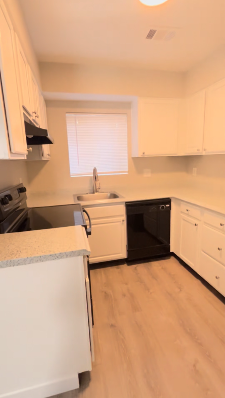 5573 E 70th Ave #5573 - Photo 3 of 8