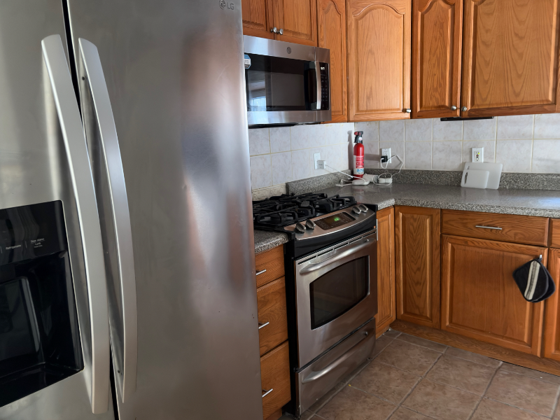 4377 Pechin St - Photo 5 of 14