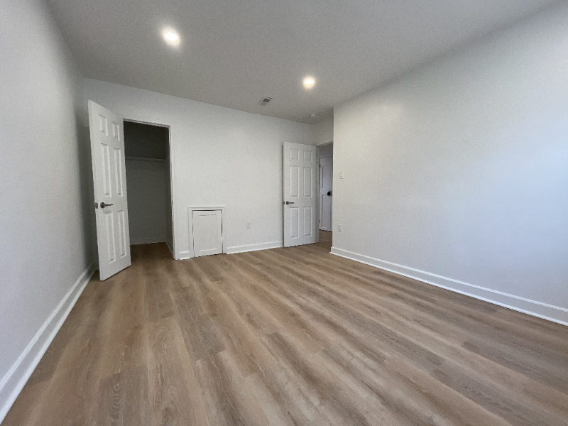 6411 Malvern Ave #2F - Photo 7 of 9