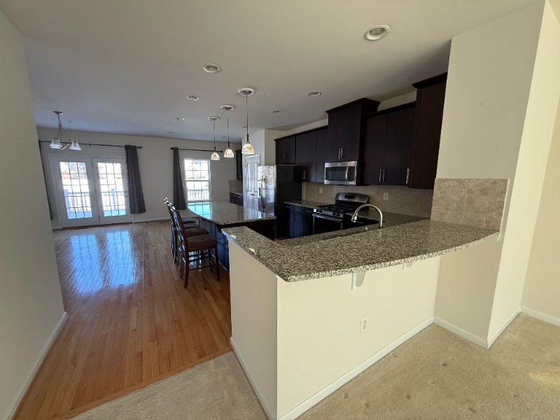 19724 Vaughn Landing Dr - Photo 4 of 12