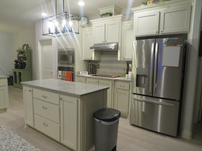 9167 Tara Cir - Photo 3 of 20