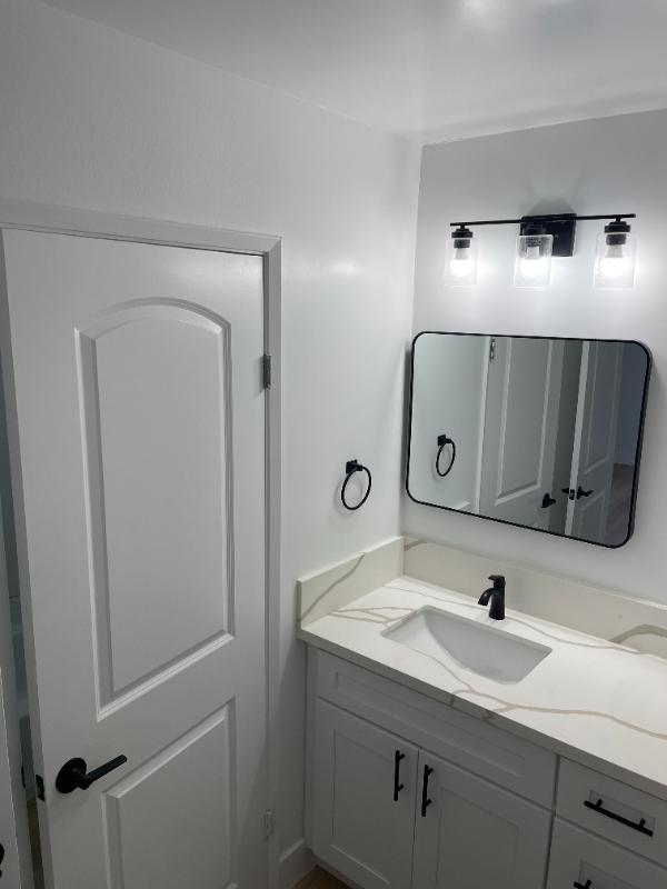 1221 Bee #63 - Photo 6 of 10