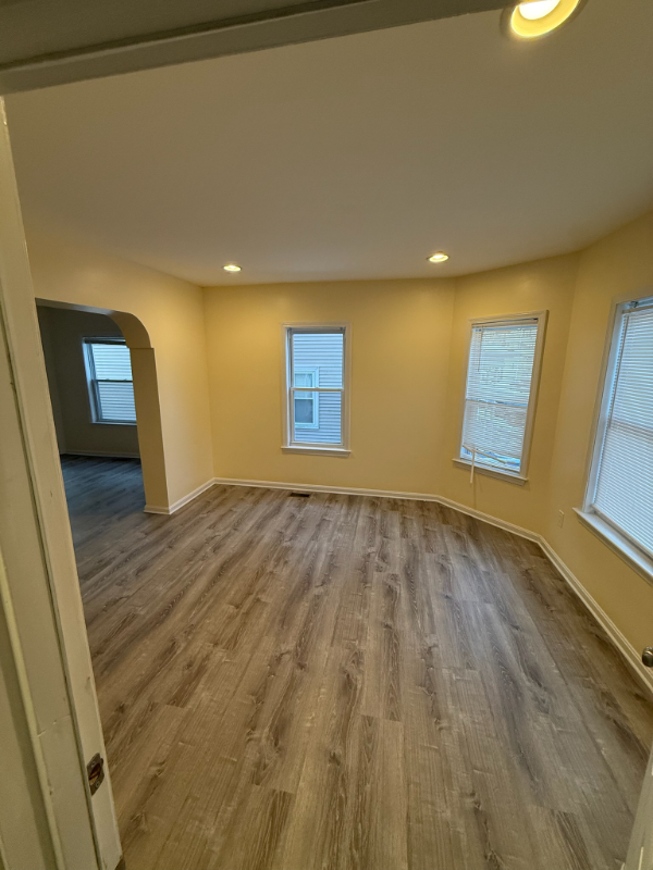 693 Walnut St #1 - Photo 4 of 6