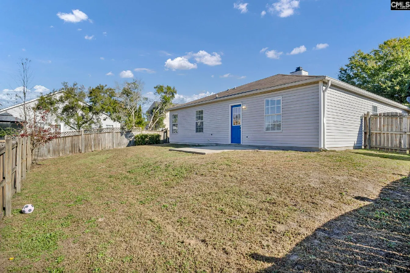 303 Castle Ridge Dr - Photo 5 of 15