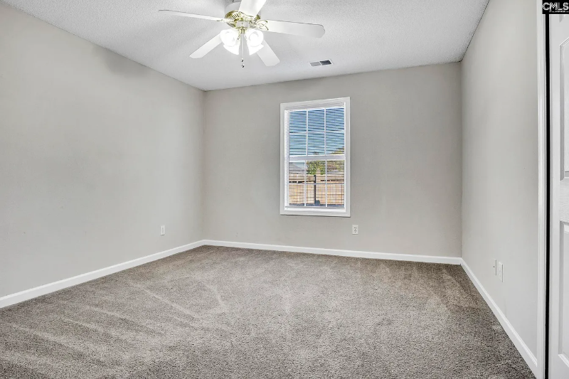 303 Castle Ridge Dr - Photo 7 of 15