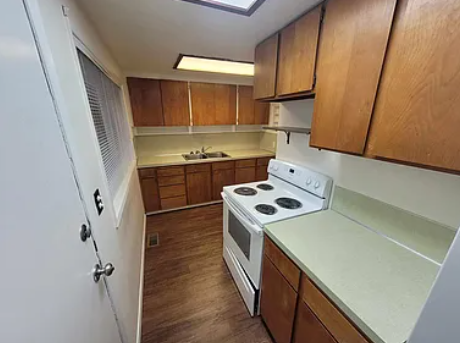 757 Camas Ave Ne #757 - Photo 3 of 8