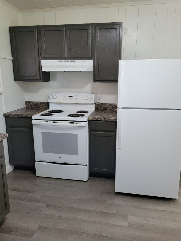 218 Morning Dr #1 - Photo 2 of 11