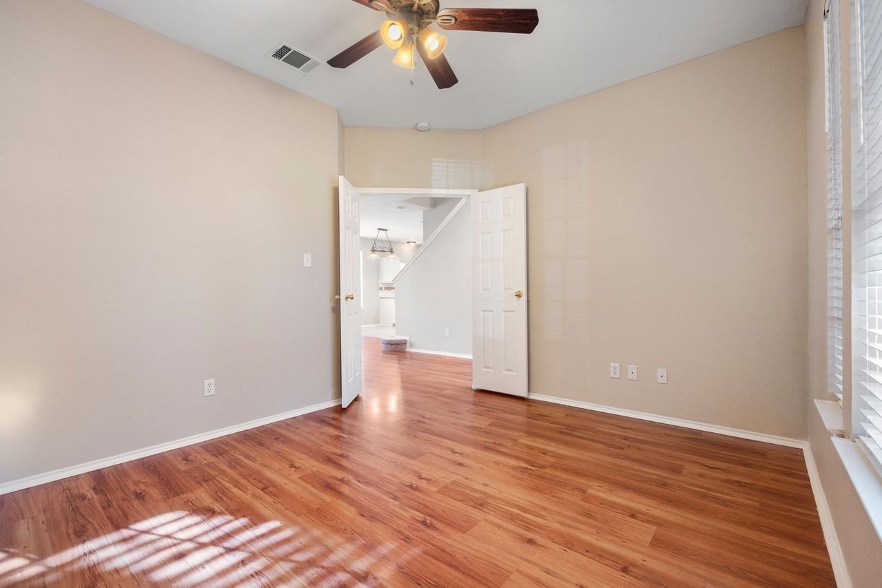 525 Paso Fino Trl - Photo 3 of 18