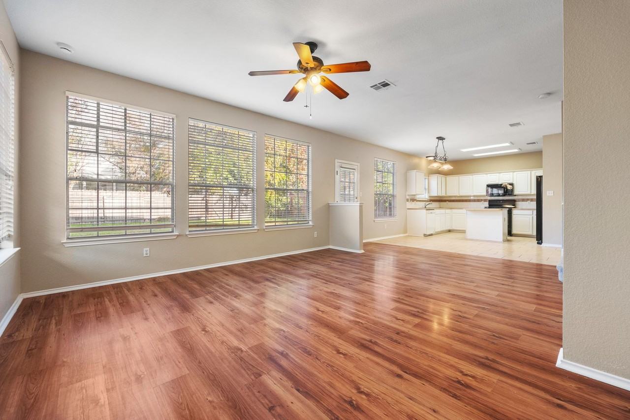 525 Paso Fino Trl - Photo 4 of 18