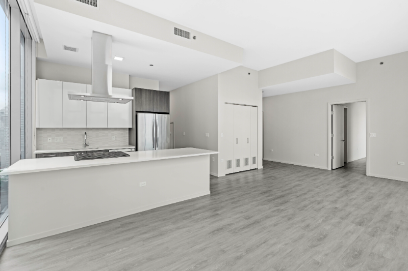 34 E Huron St - Photo 4 of 18