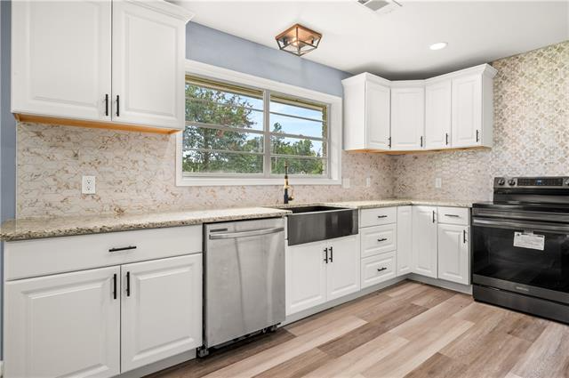 107 Cardinal Loop Rd - Photo 4 of 11