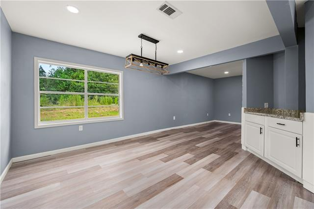 107 Cardinal Loop Rd - Photo 6 of 11