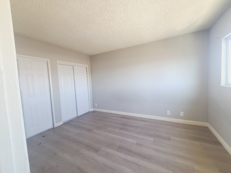 8720 Orion Ave #26 - Photo 4 of 7