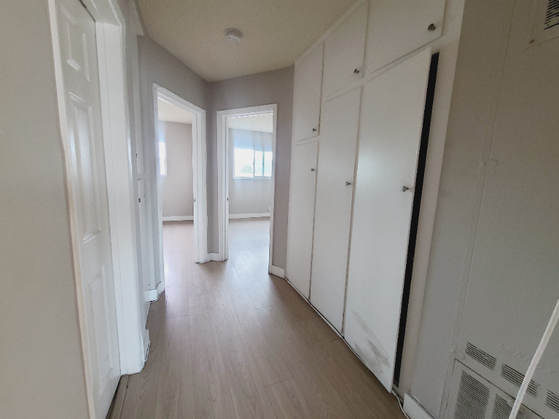 8720 Orion Ave #21 - Photo 5 of 9