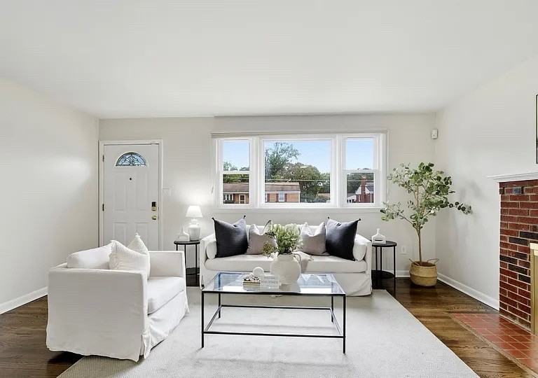 7201 Loch Raven Rd - Photo 5 of 20