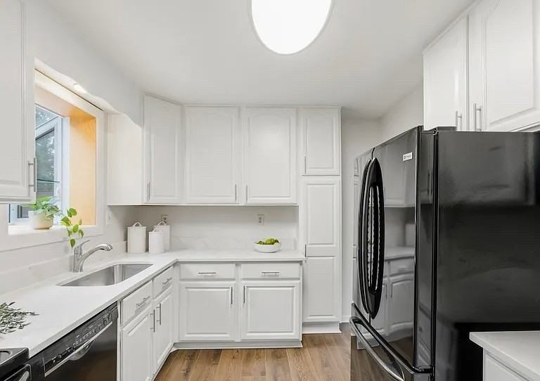 7201 Loch Raven Rd - Photo 7 of 20