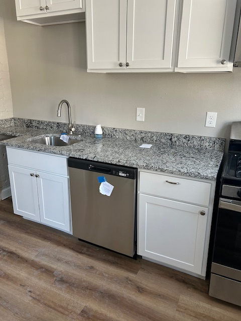 1238 Church Ave - Photo 3 of 11