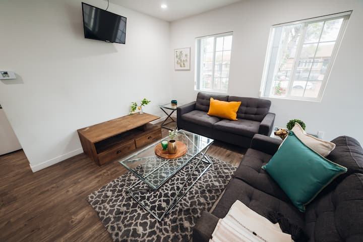 9693 Amboy Ave #9693 - Photo 2 of 14