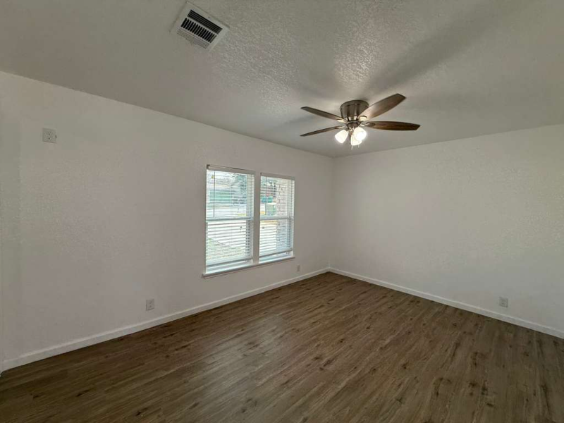 8827 Slumber Ln - Photo 5 of 18