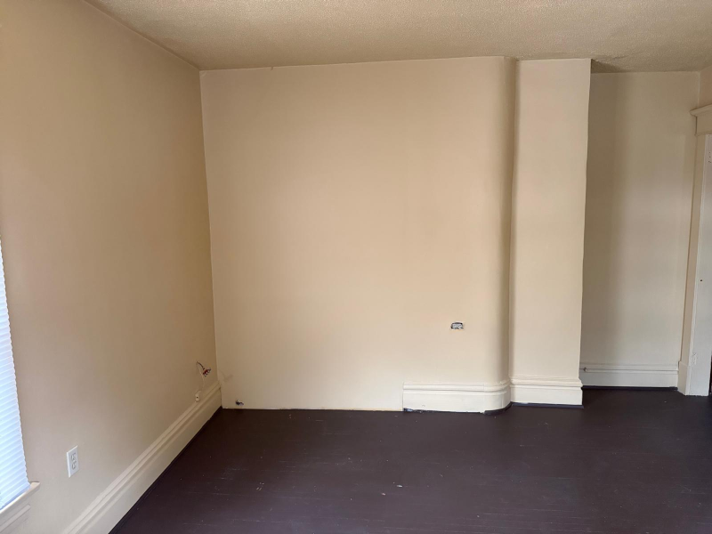 107 N Oakland Ave #2 - Photo 5 of 9