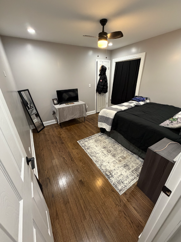 5704 S Kilbourn Ave - Photo 6 of 6