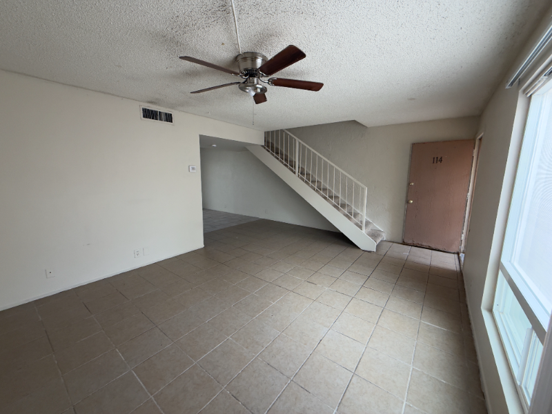 3524 W Dunlap Ave - Photo 3 of 10