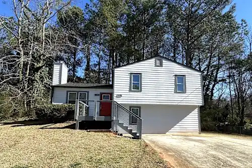 3715 Del Monico Dr #A11 - Photo 6 of 8