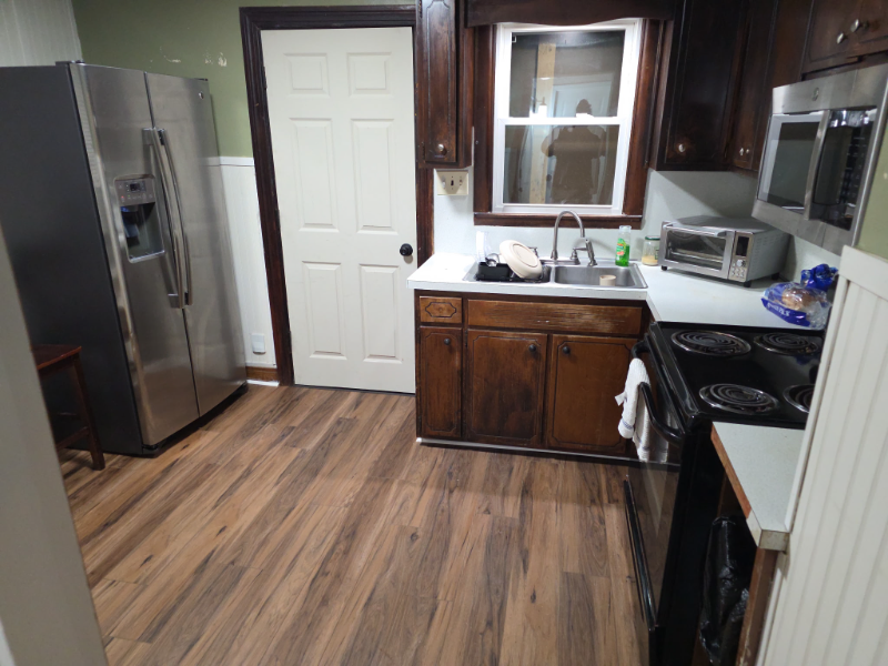 465 N Randolph Ave #1 - Photo 5 of 6