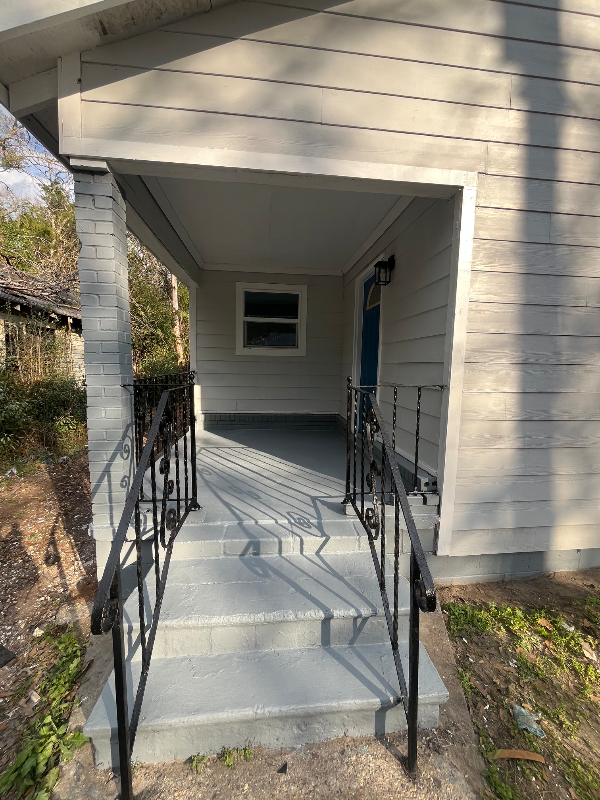 514 Iowa Ave - Photo 2 of 11