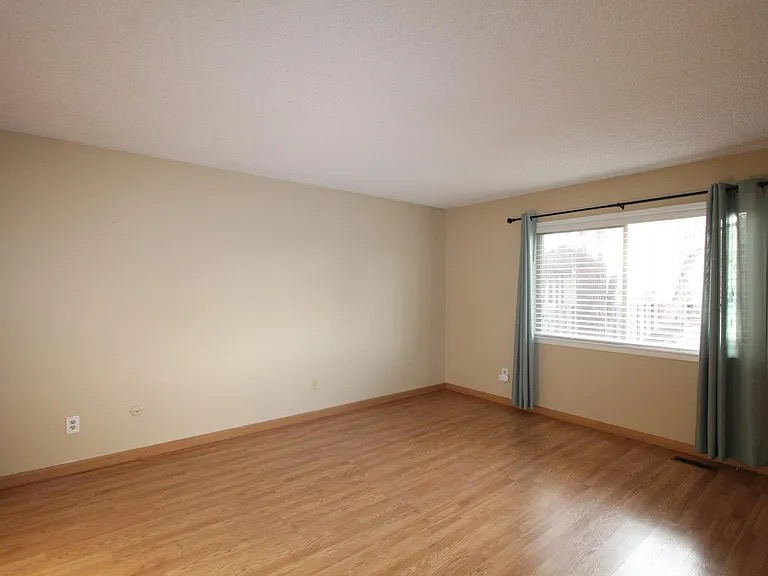 4053 S Olathe Ct - Photo 7 of 12