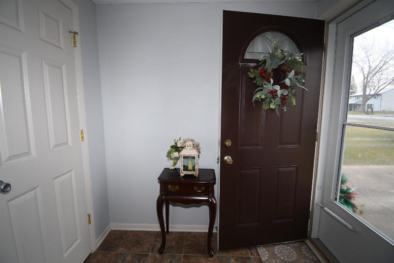 4251 Scokian Dr - Photo 2 of 19