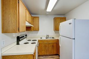 featured image of 865 N Oak Harbor St