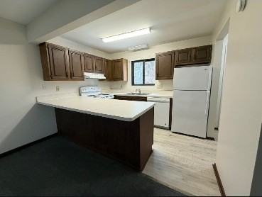 624 Portage Lakes Dr - Photo 2 of 9