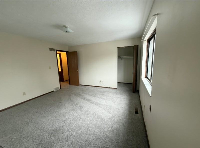 624 Portage Lakes Dr - Photo 6 of 9