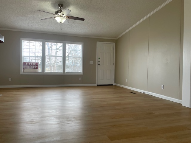 119 Riverfield Dr - Photo 2 of 20