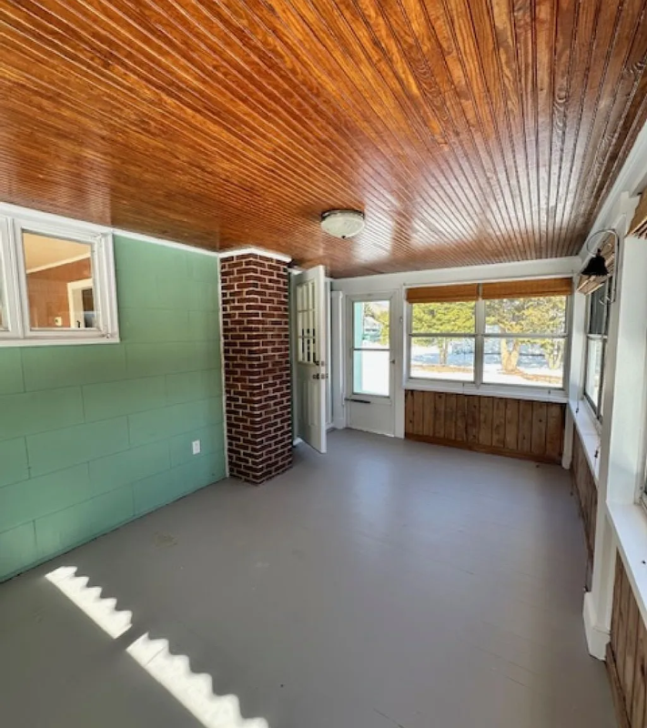 5 Pine St - Photo 5 of 11