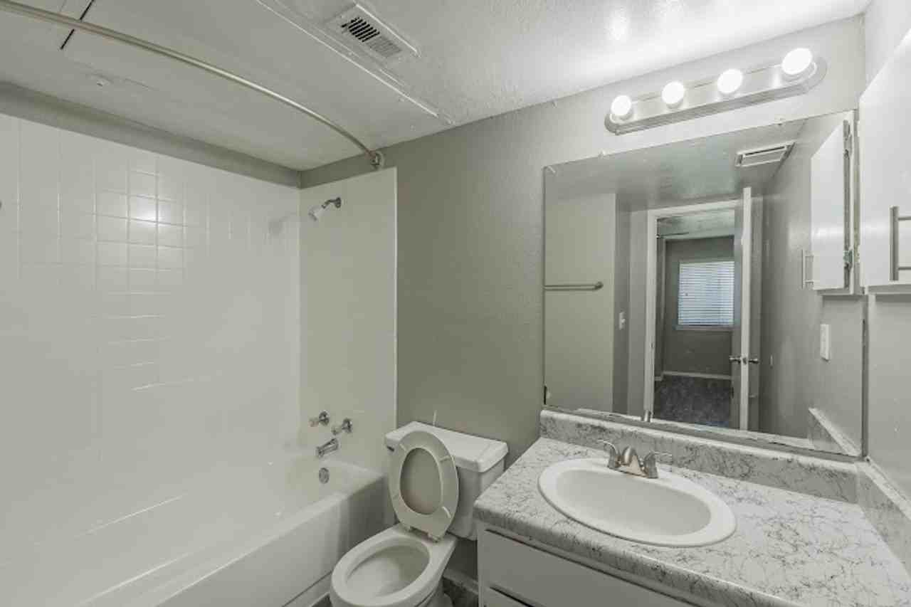 1108 Millview Dr #801 - Photo 4 of 7