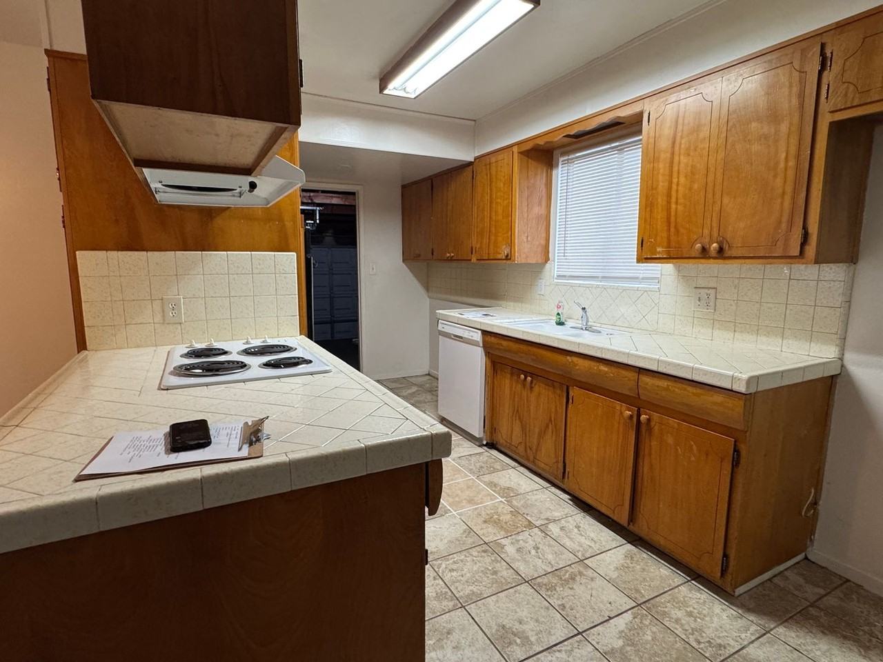 2326 Dario Cir - Photo 7 of 33