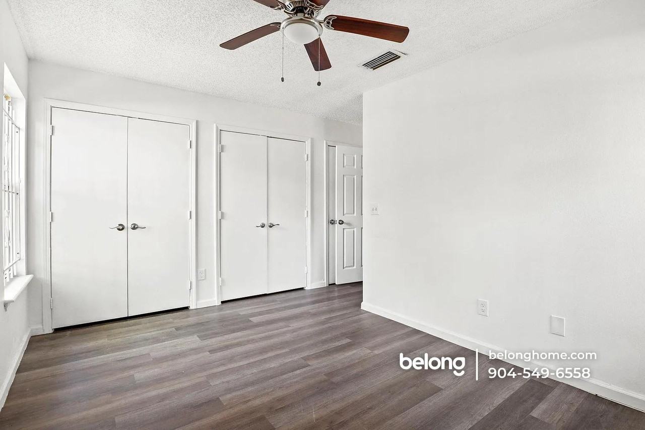 1995 W 4th St - Photo 5 of 31