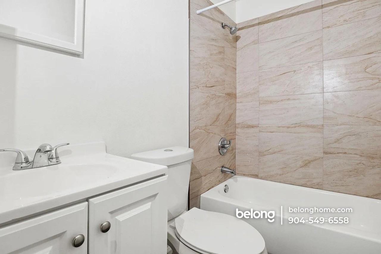 1995 W 4th St - Photo 6 of 31