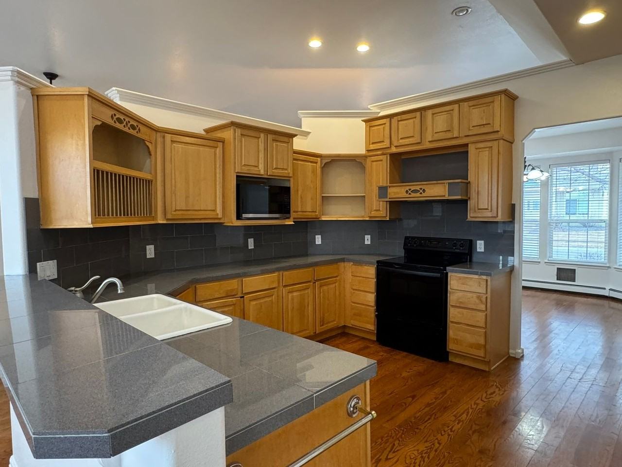 2030 Country Meadows Ct - Photo 7 of 36